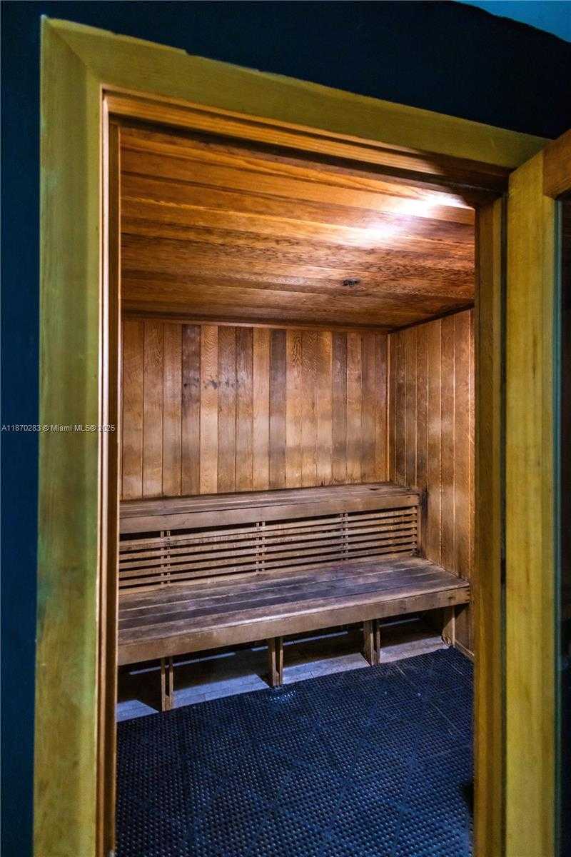 Small Image of 1000 WEST AVE #430, Miami Beach Number 26