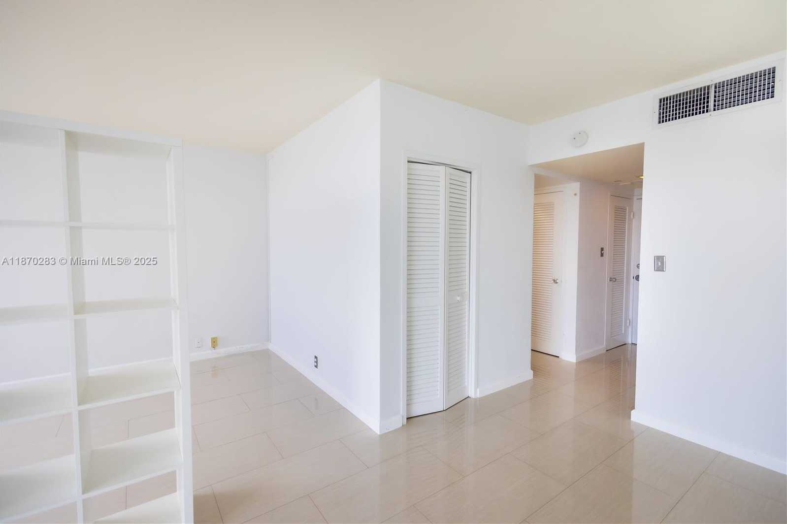 Small Image of 1000 WEST AVE #430, Miami Beach Number 7