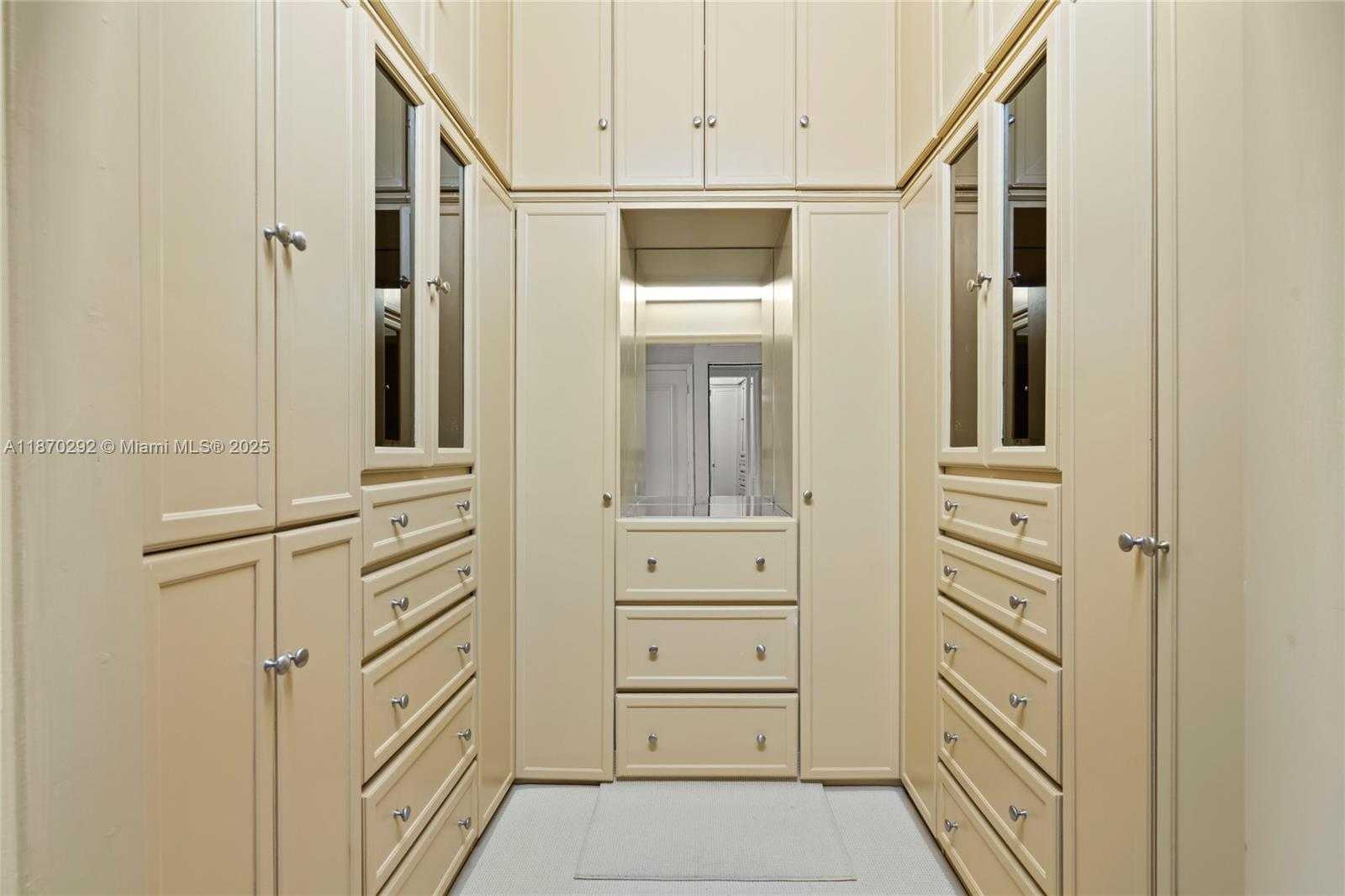 Small Image of 888 BRICKELL KEY DR #408, Miami Number 22