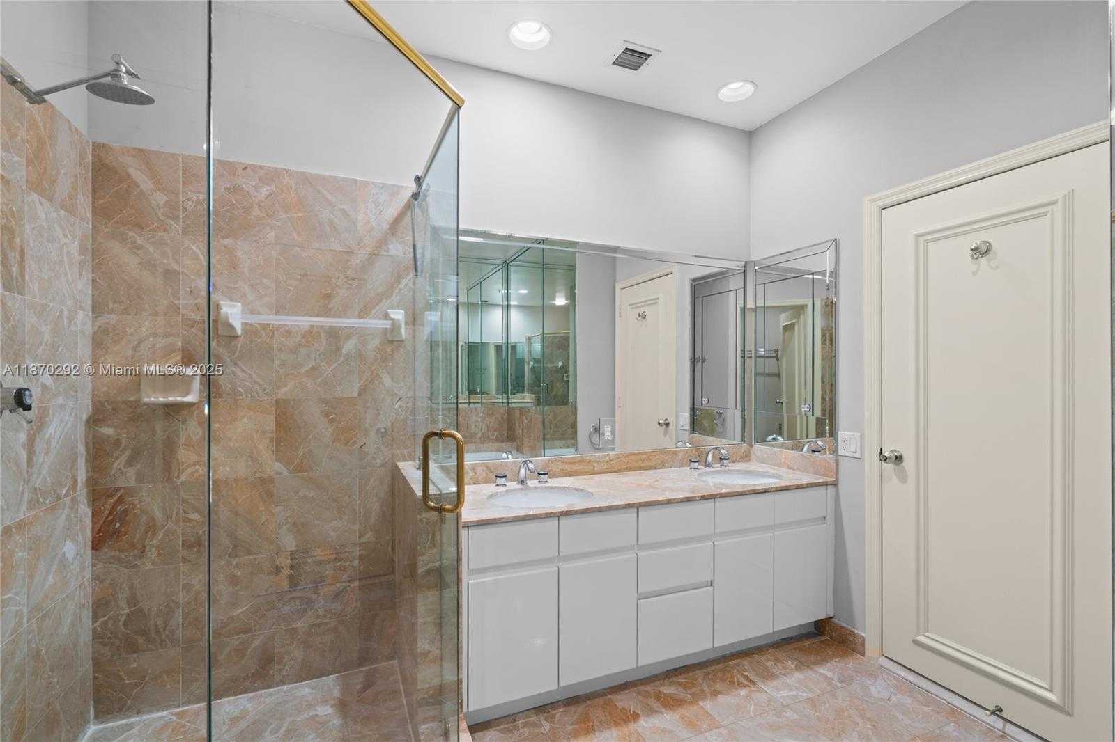 Small Image of 888 BRICKELL KEY DR #408, Miami Number 27