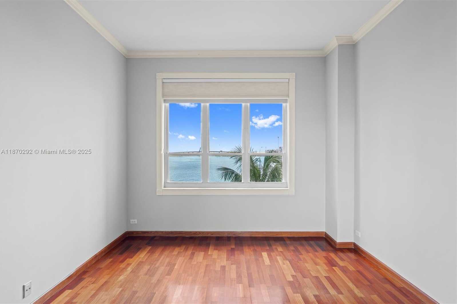 Small Image of 888 BRICKELL KEY DR #408, Miami Number 31