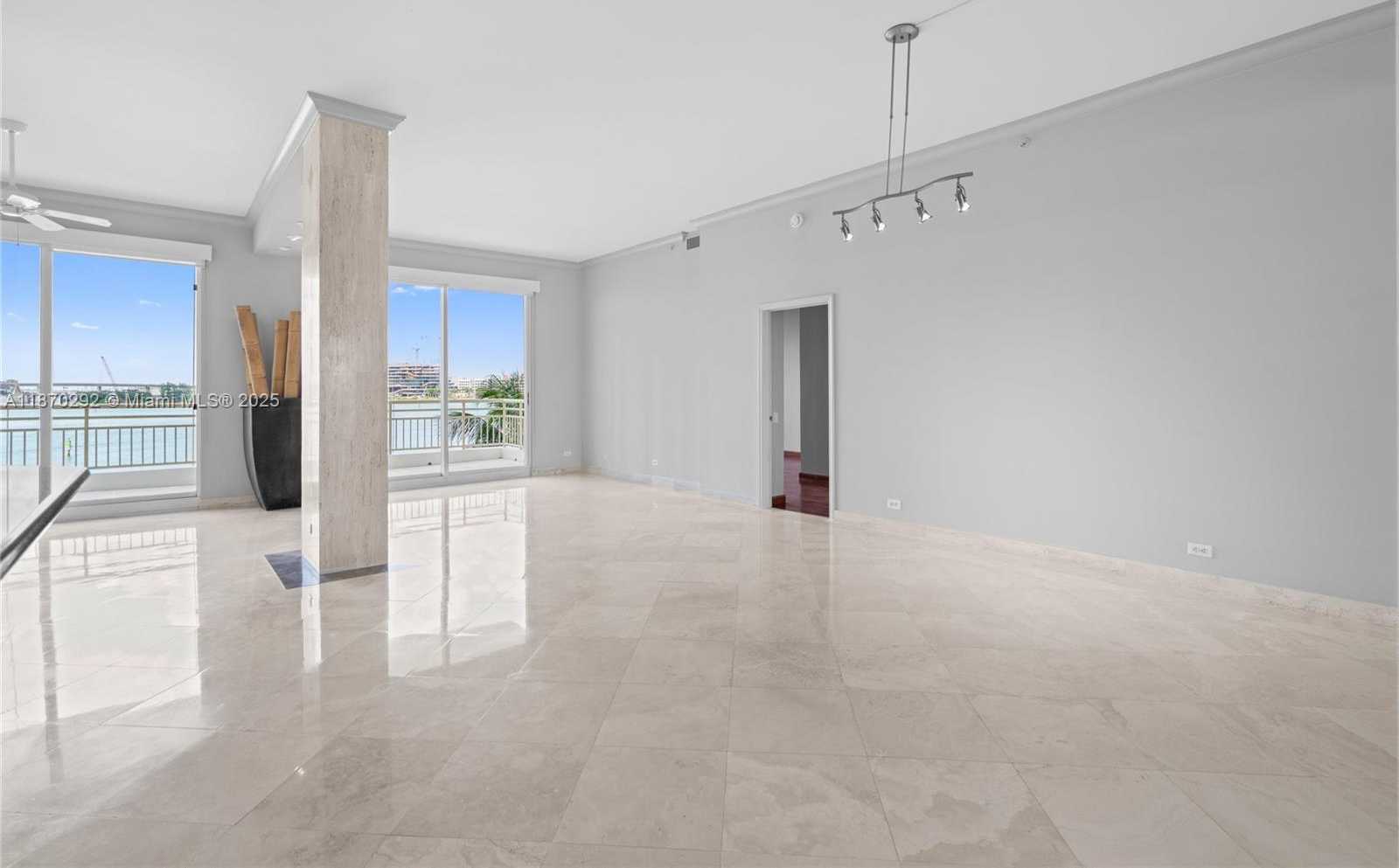 Small Image of 888 BRICKELL KEY DR #408, Miami Number 32