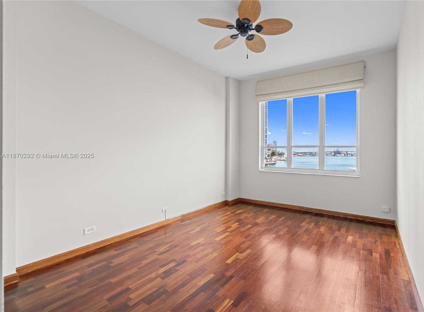 Small Image of 888 BRICKELL KEY DR #408, Miami Number 41
