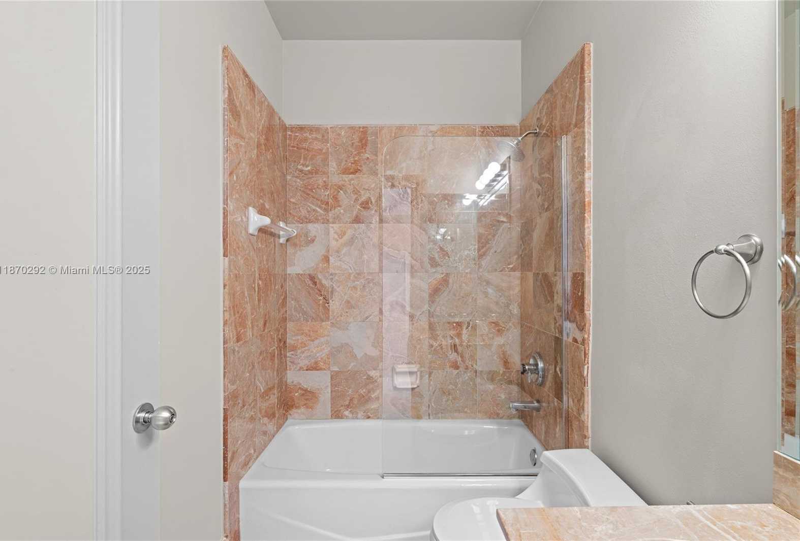 Small Image of 888 BRICKELL KEY DR #408, Miami Number 47