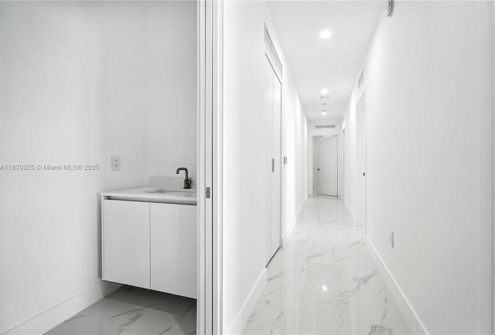 Small Image of 700 NORTH EAST 24TH STREET #PH5803, Miami Number 25