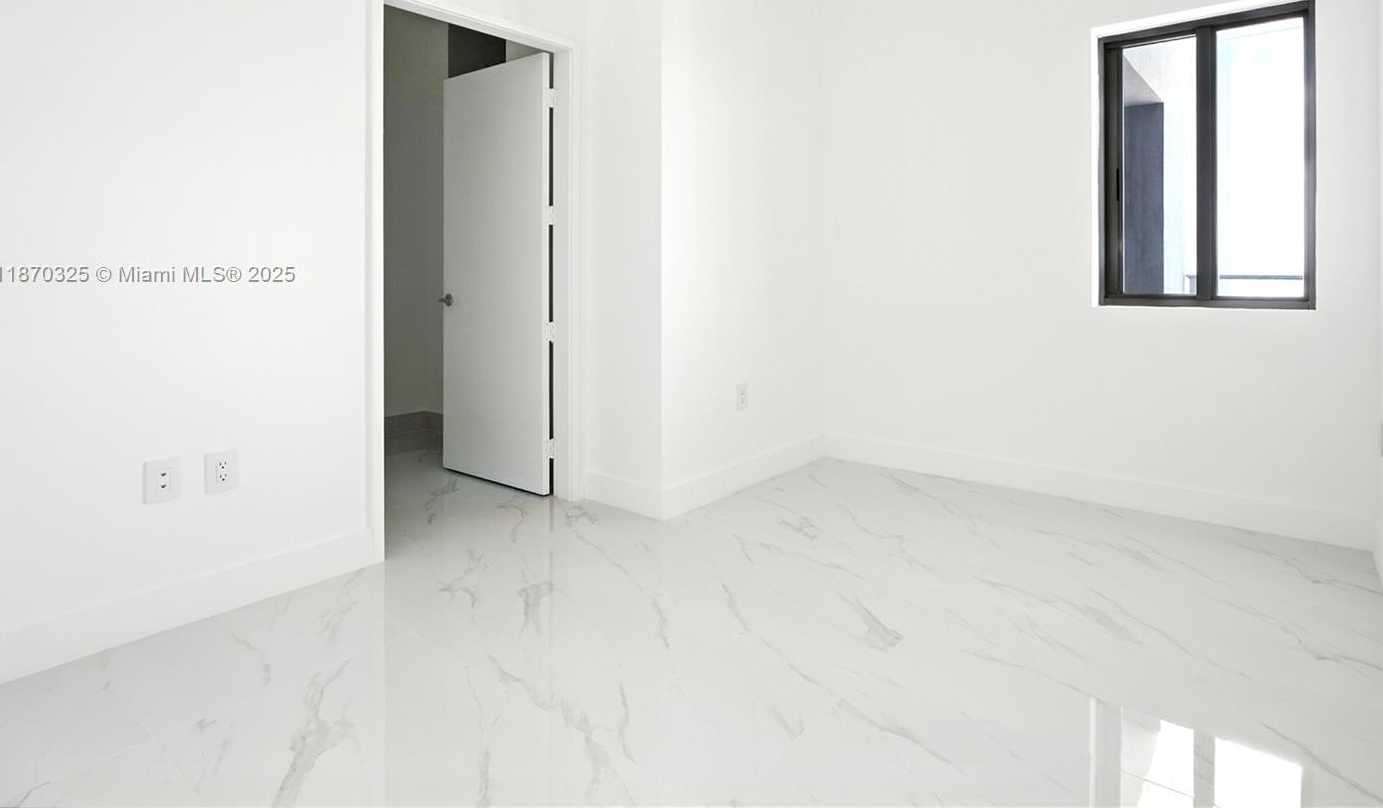 Small Image of 700 NORTH EAST 24TH STREET #PH5803, Miami Number 30