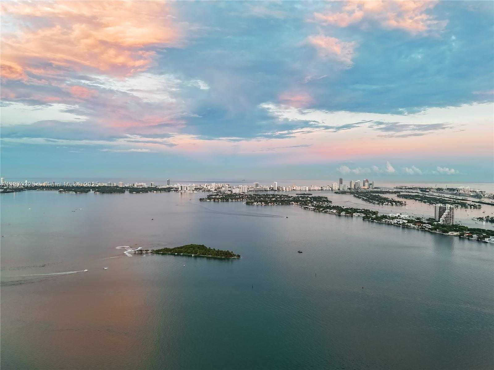 Small Image of 700 NORTH EAST 24TH STREET #PH5803, Miami Number 37