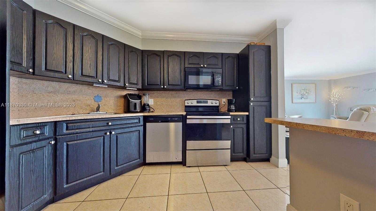 Small Image of 1801 SOUTH OCEAN DR #501, Hollywood Number 12