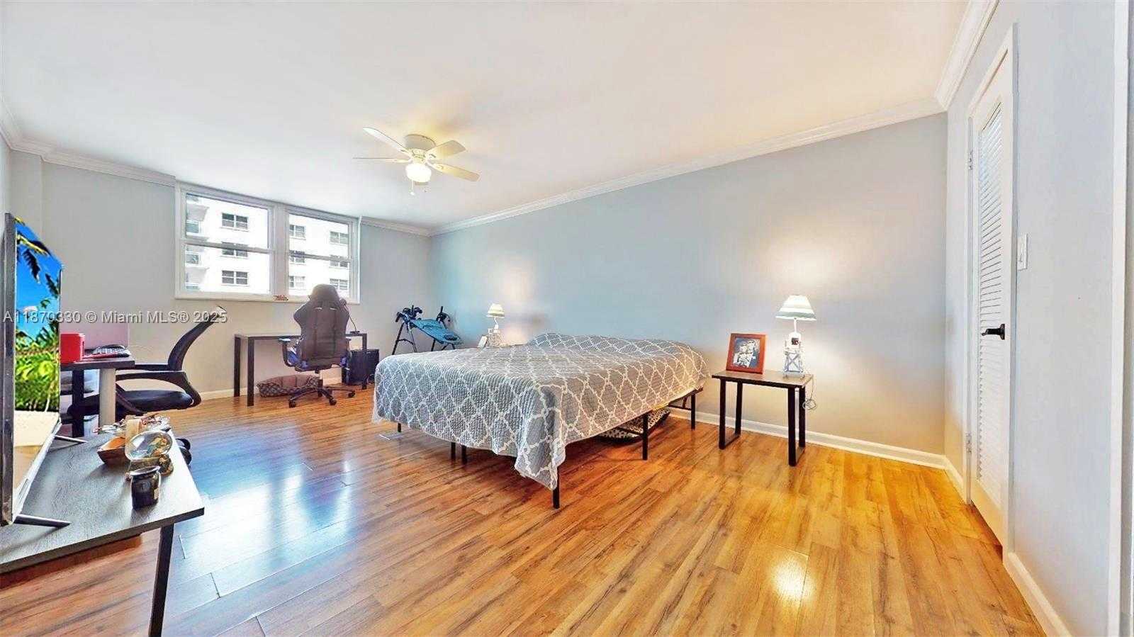 Small Image of 1801 SOUTH OCEAN DR #501, Hollywood Number 16