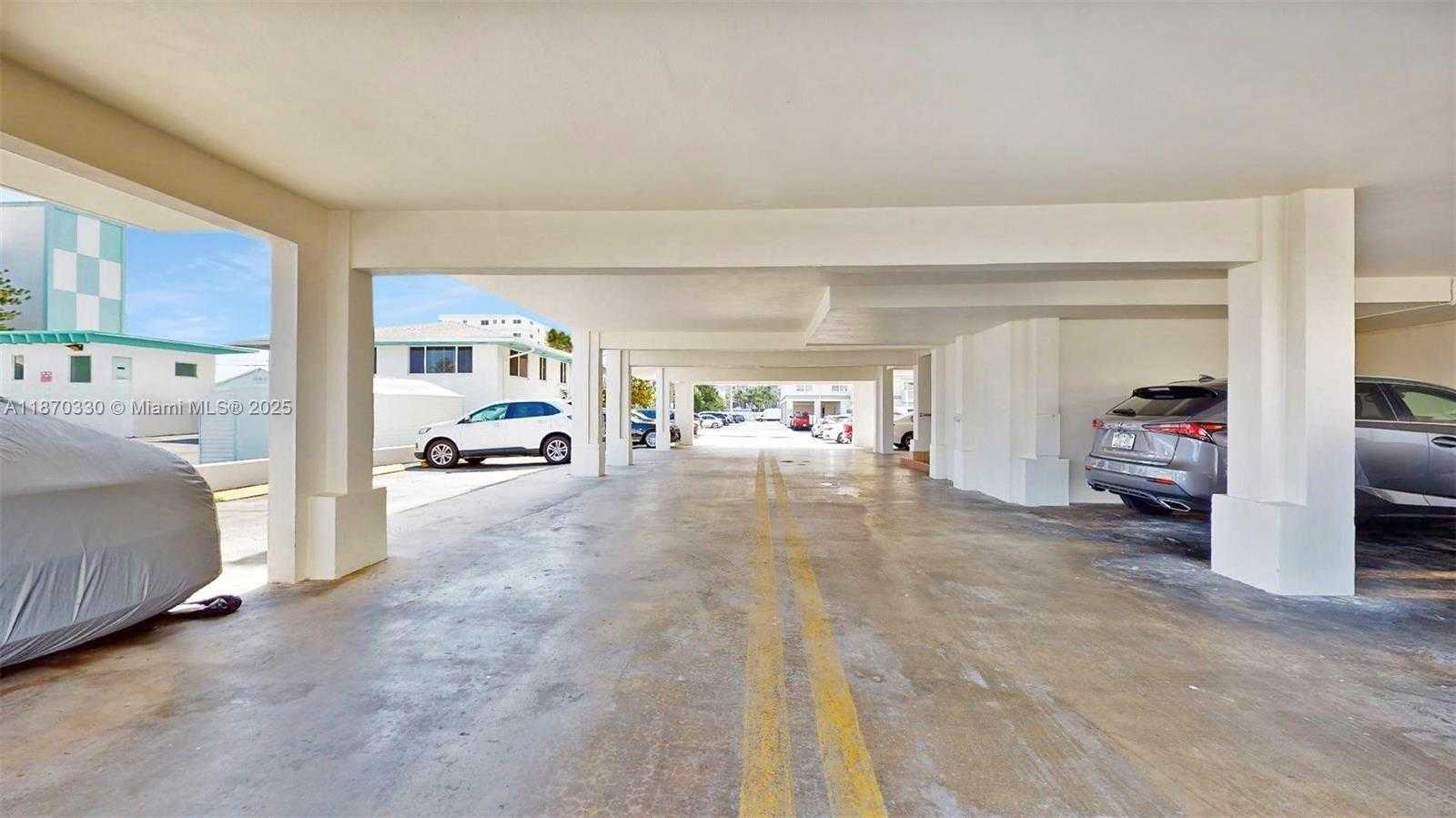 Small Image of 1801 SOUTH OCEAN DR #501, Hollywood Number 18