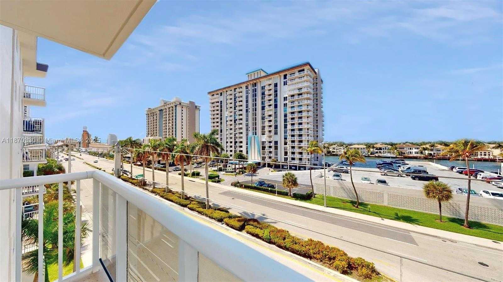 Small Image of 1801 SOUTH OCEAN DR #501, Hollywood Number 2