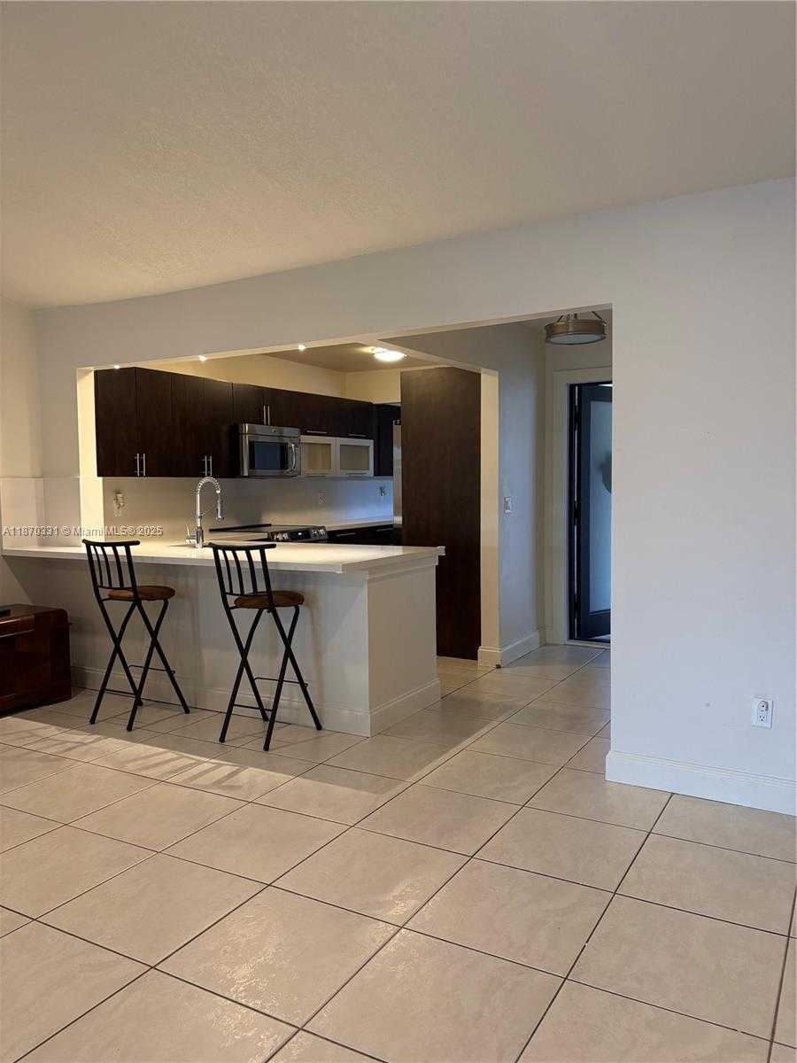 Small Image of 11527 SOUTH WEST 84TH LN, Miami Number 11