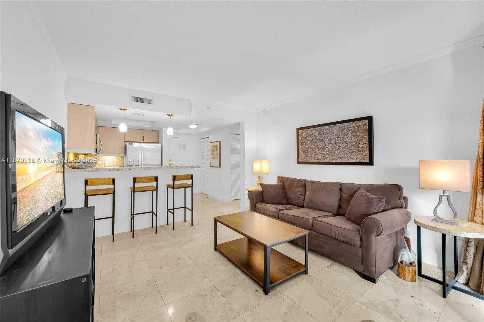 Small Image of 2951 SOUTH BAYSHORE DR #307, Miami Number 3
