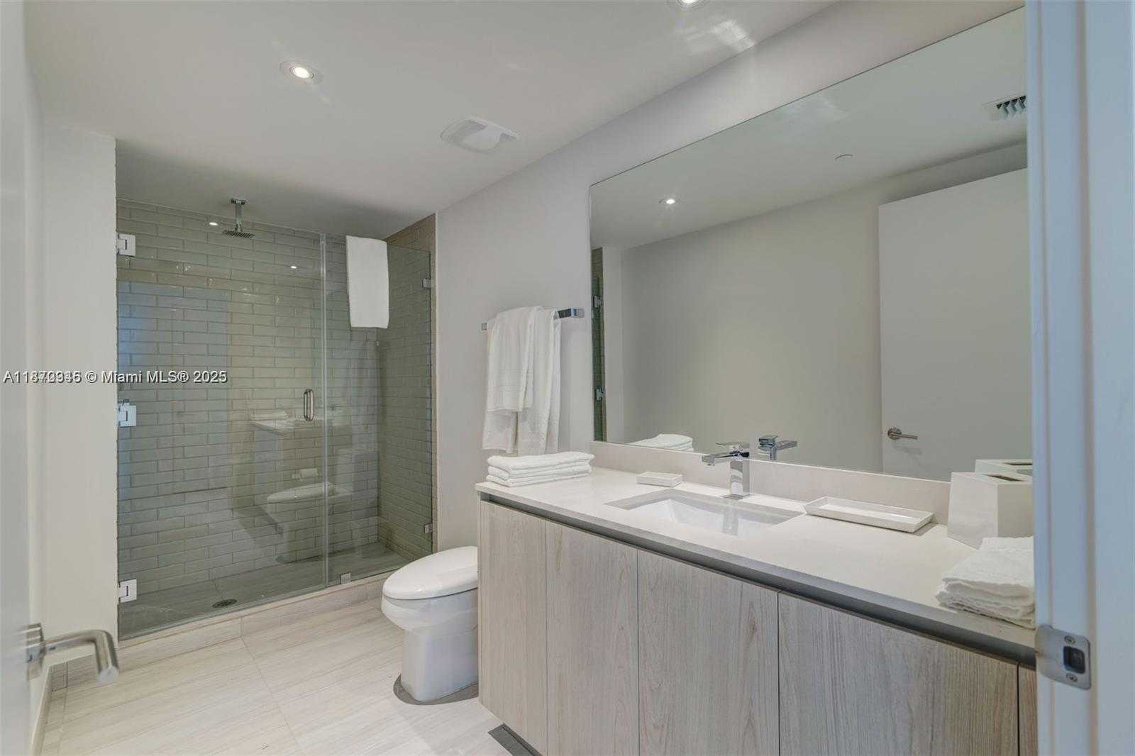 Small Image of 4010 SOUTH OCEAN DR #R3308, Hollywood Number 10