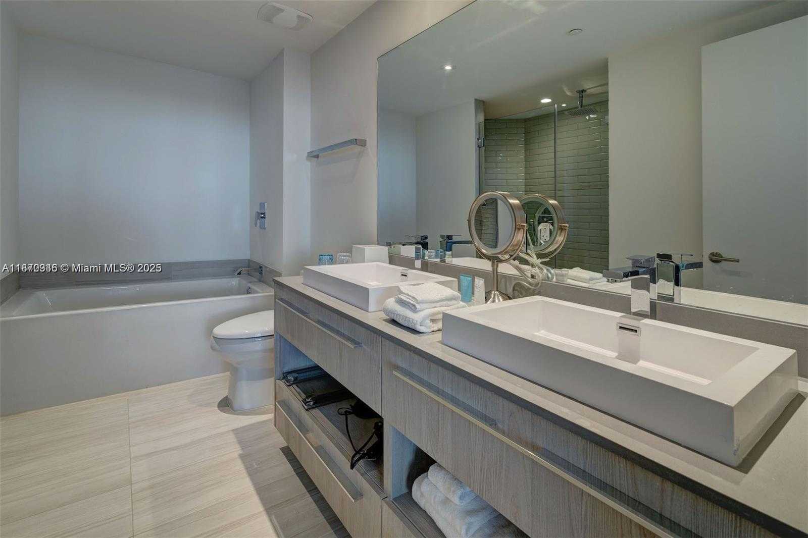 Small Image of 4010 SOUTH OCEAN DR #R3308, Hollywood Number 5
