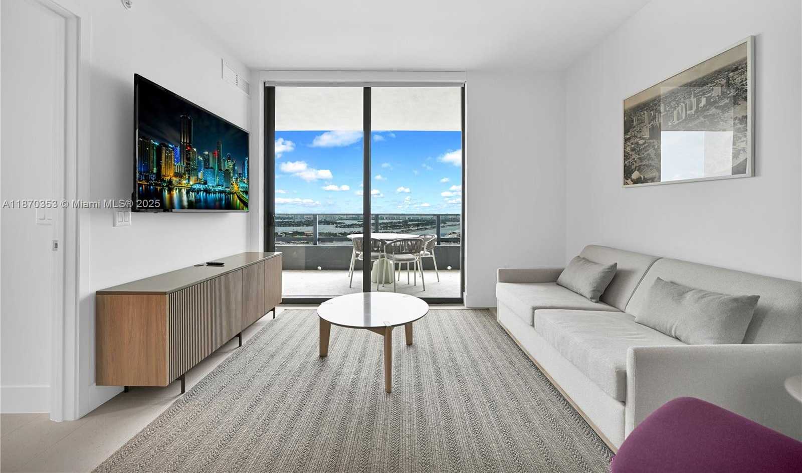 Small Image of 159 NORTH EAST 6TH ST #4015, Miami Number 31