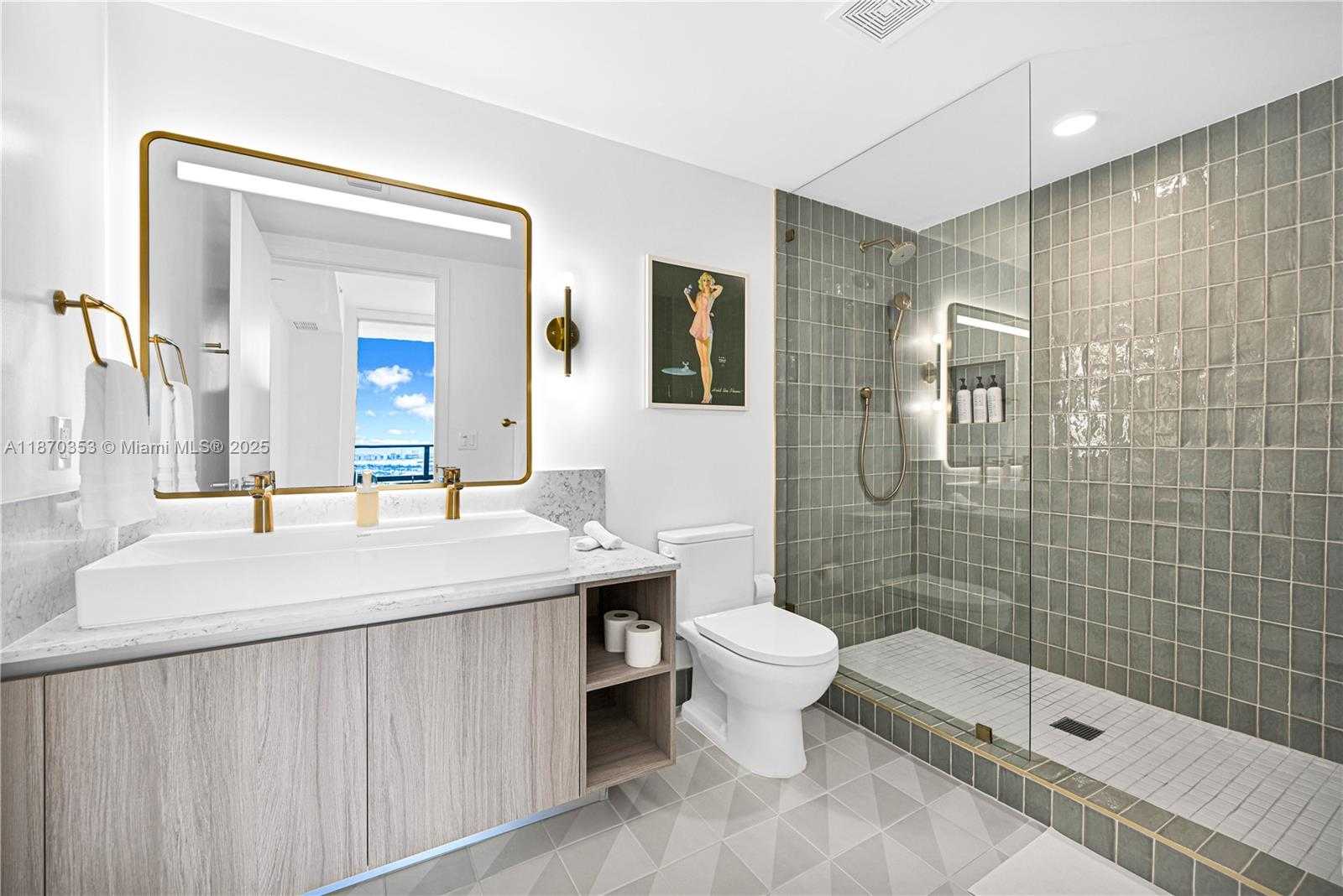 Small Image of 159 NORTH EAST 6TH ST #4015, Miami Number 4