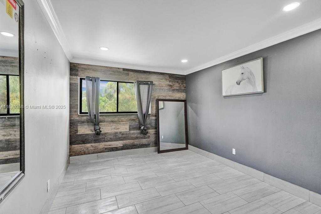 Small Image of 900 CRYSTAL LAKE DR #2B, Deerfield Beach Number 11