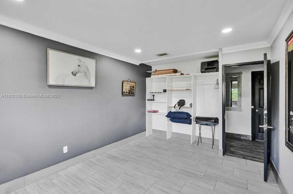 Small Image of 900 CRYSTAL LAKE DR #2B, Deerfield Beach Number 12