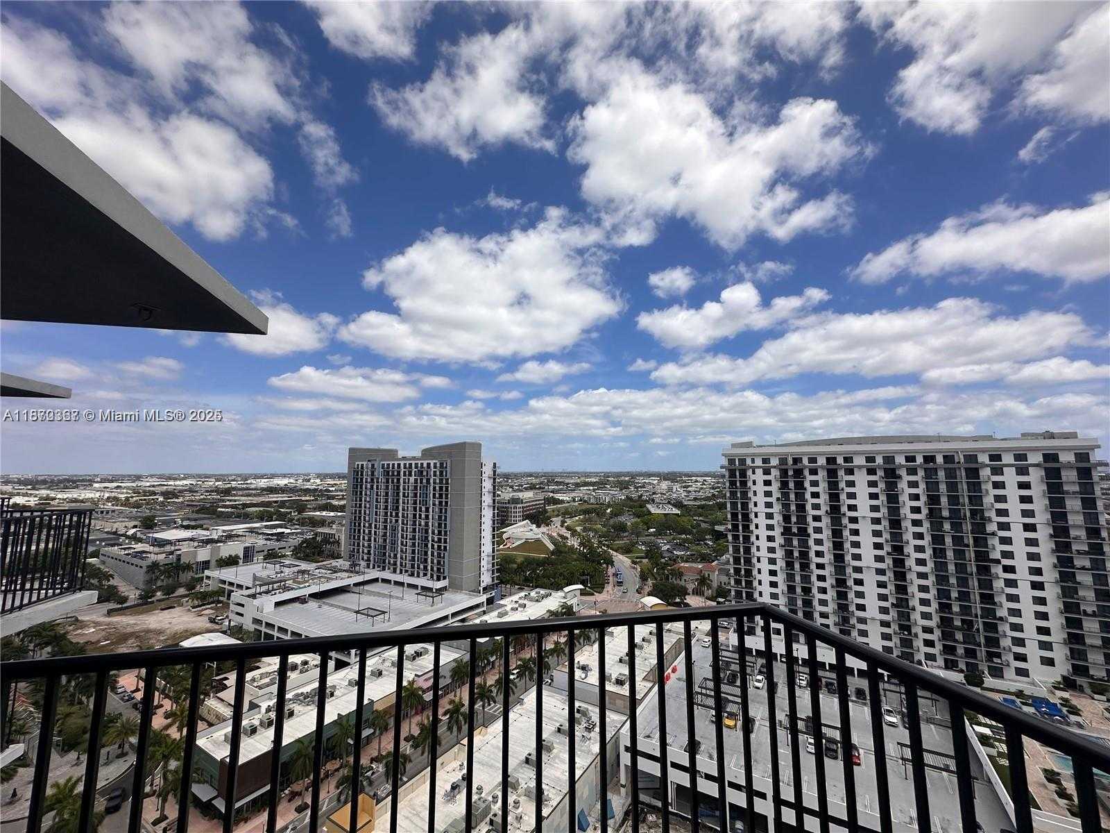 Small Image of 5252 NORTH WEST 85TH AVE #1909, Doral Number 15