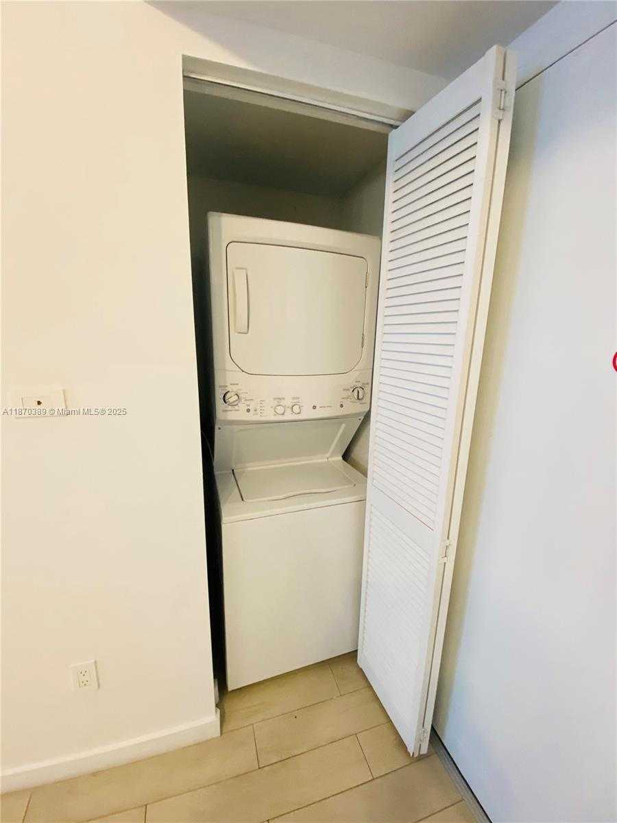 Small Image of 2602 EAST HALLANDALE BEACH BLVD #R2510, Hallandale Beach Number 14