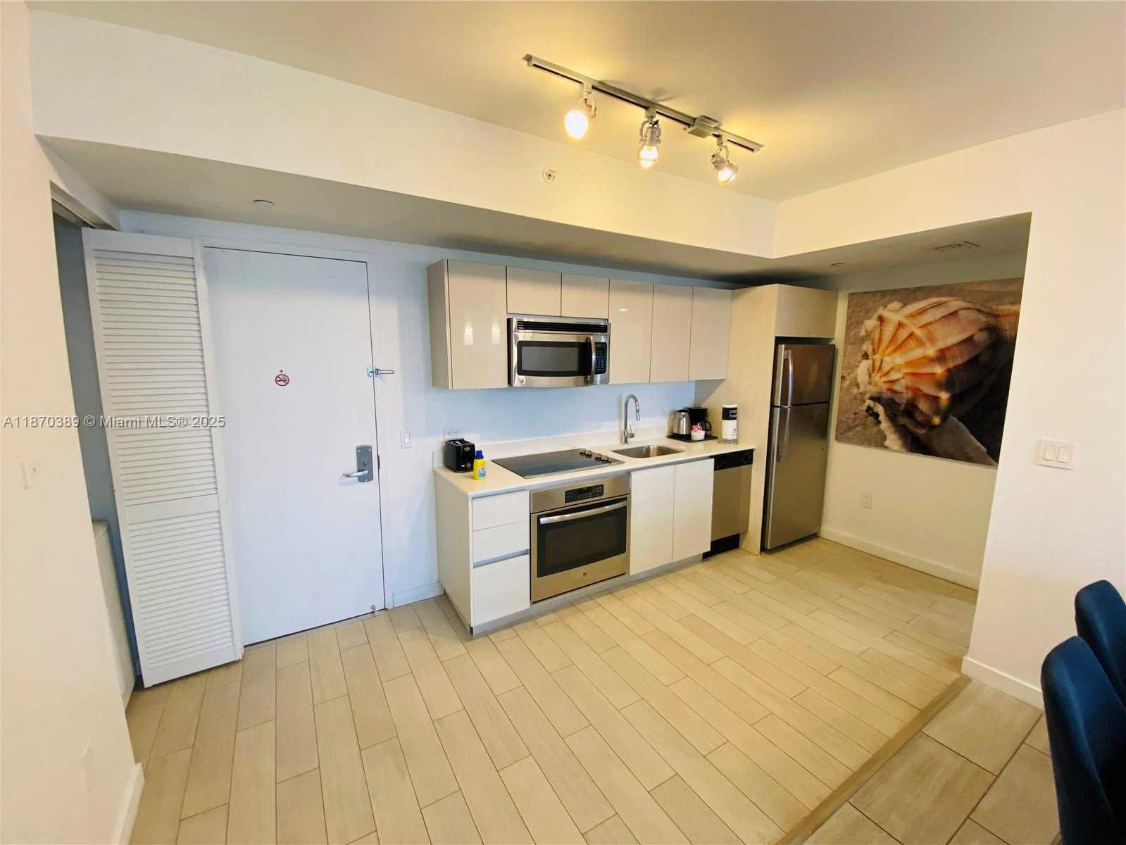 Small Image of 2602 EAST HALLANDALE BEACH BLVD #R2510, Hallandale Beach Number 3