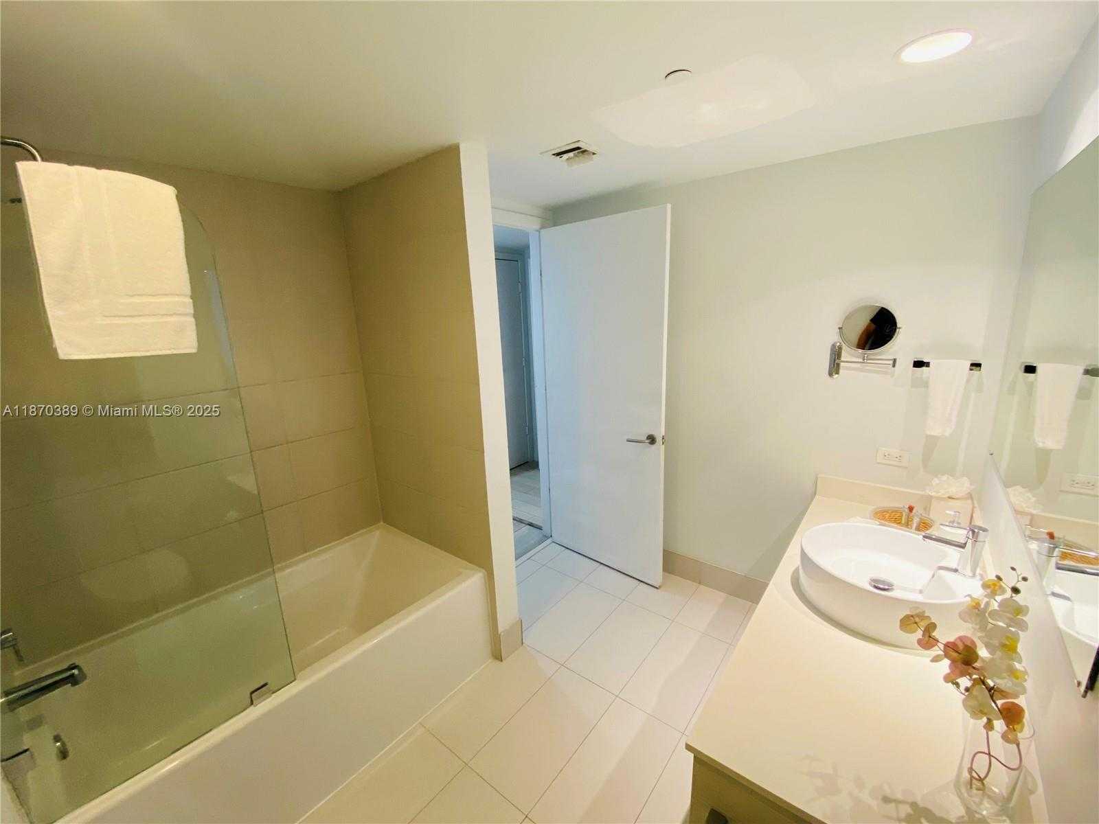 Small Image of 2602 EAST HALLANDALE BEACH BLVD #R2510, Hallandale Beach Number 9