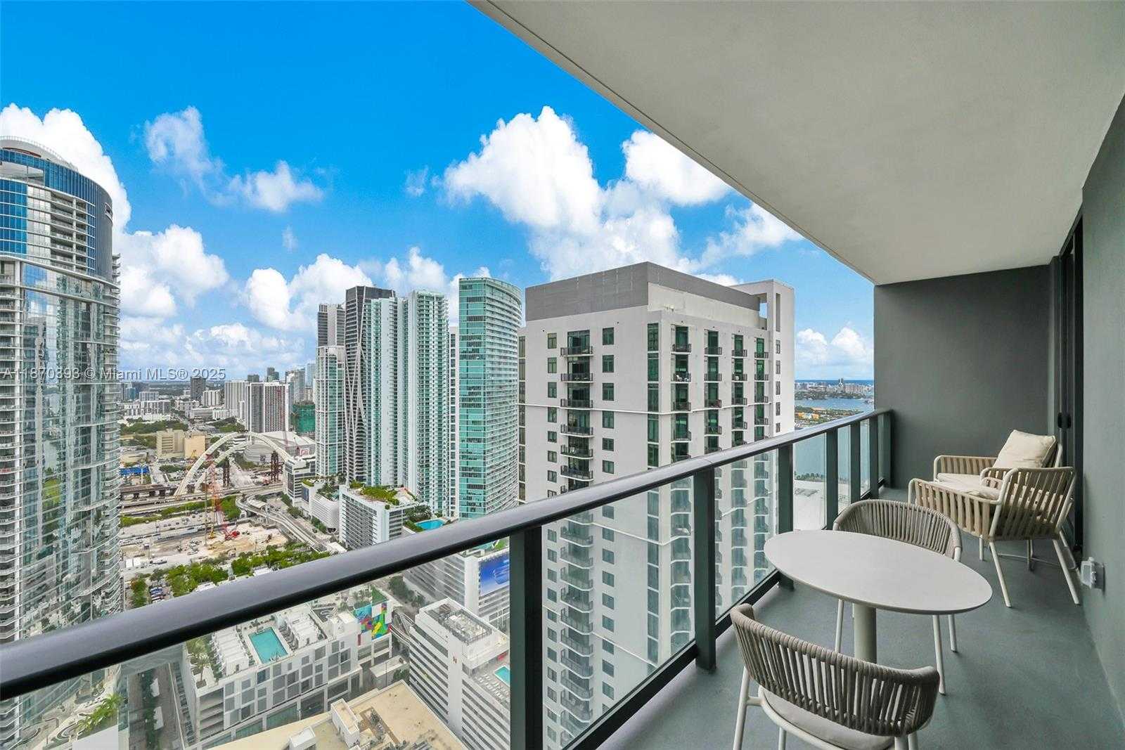 Small Image of 159 NORTH EAST 6TH ST #3901, Miami Number 25