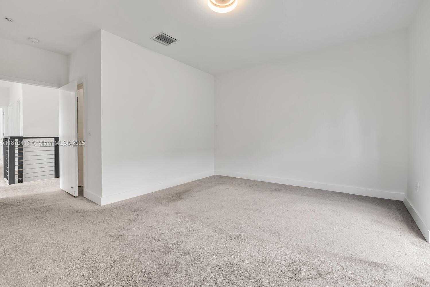 Small Image of 4369 NORTH WEST 9TH ST, Plantation Number 24