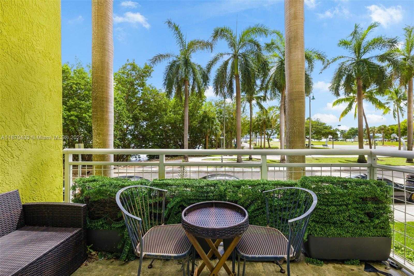 Small Image of 2000 NORTH BAYSHORE DR #114, Miami Number 15