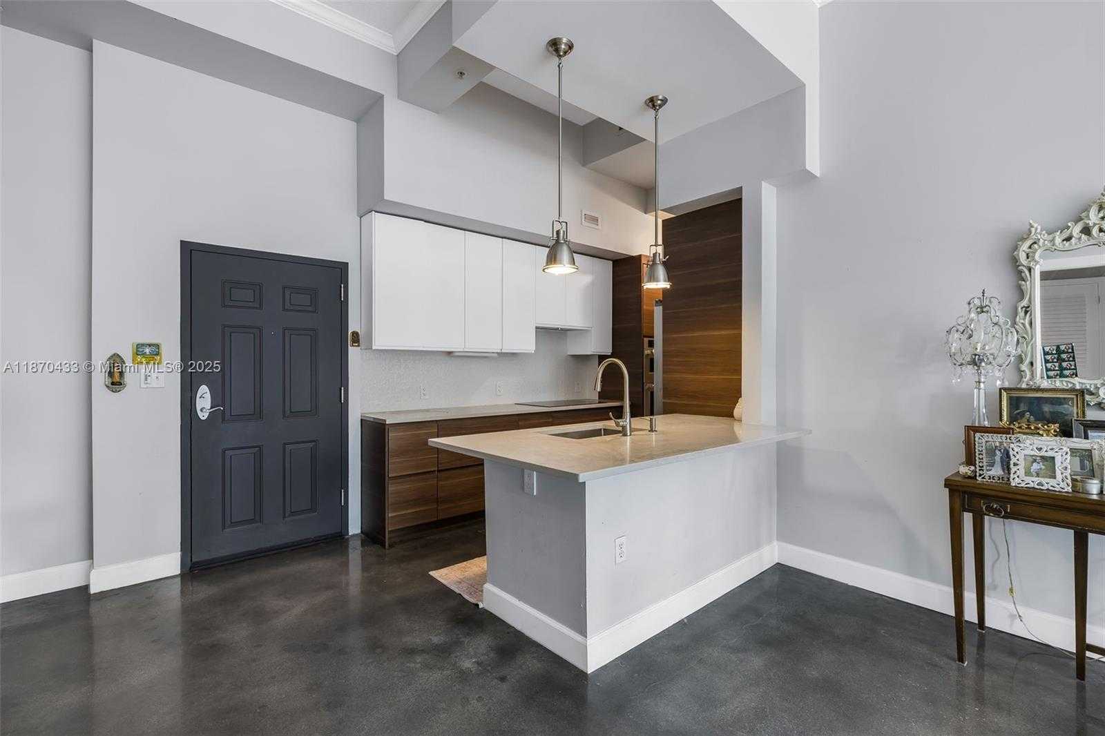Small Image of 2000 NORTH BAYSHORE DR #114, Miami Number 5