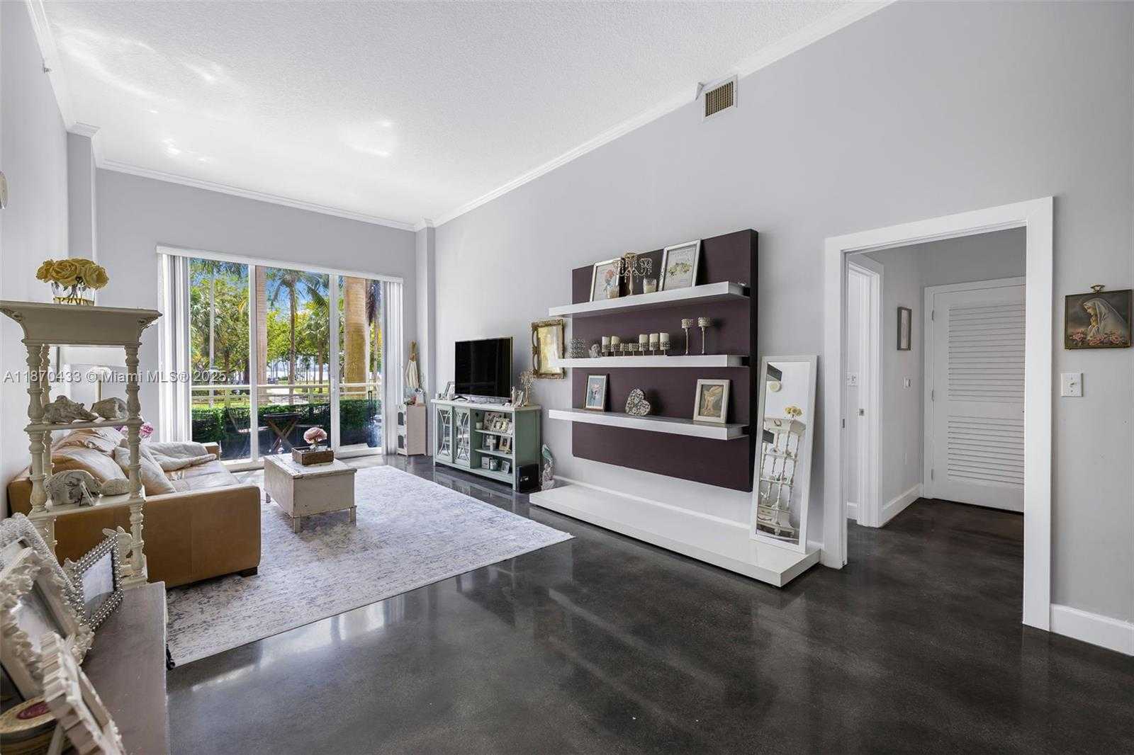 Small Image of 2000 NORTH BAYSHORE DR #114, Miami Number 8