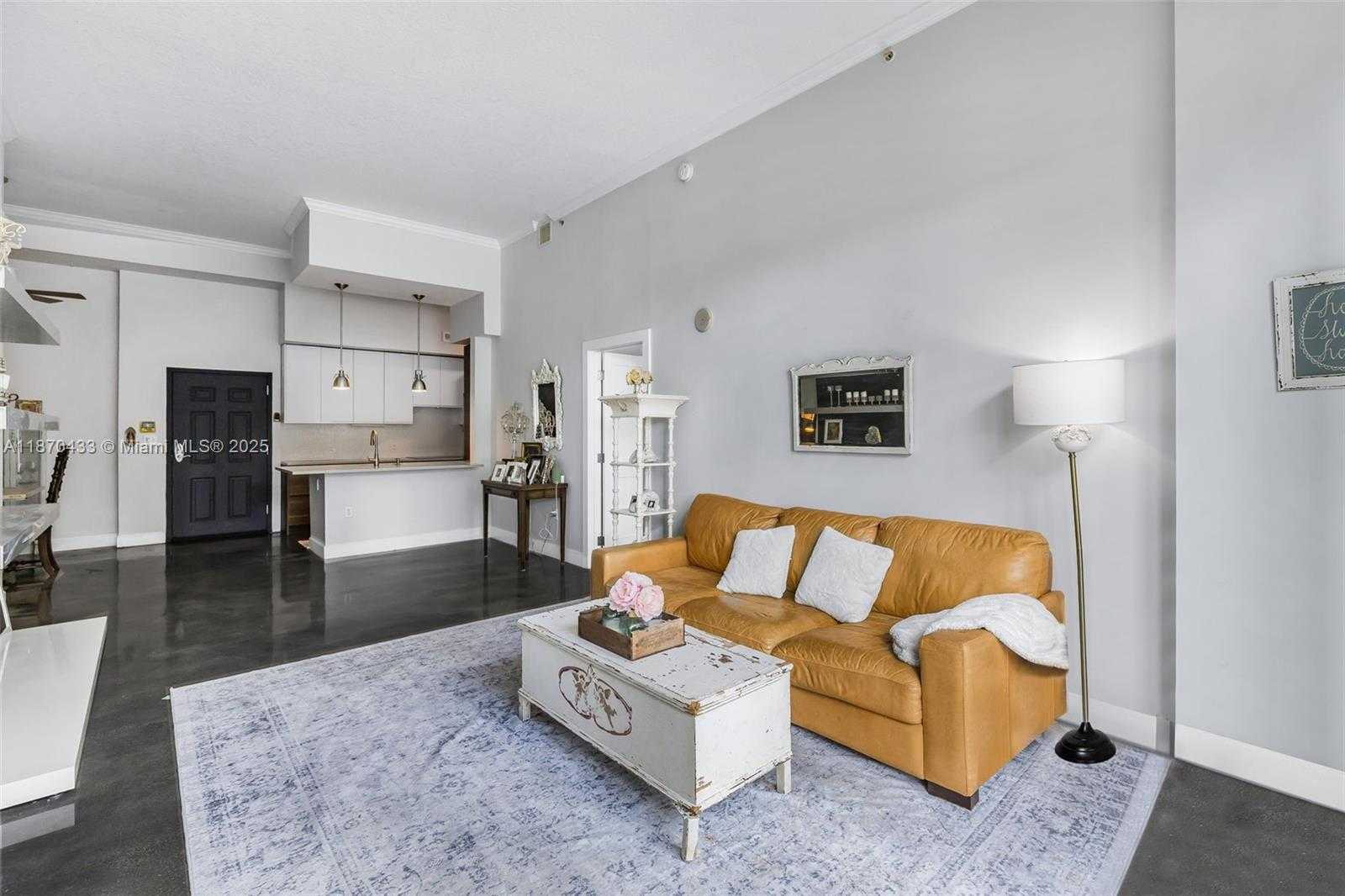 Small Image of 2000 NORTH BAYSHORE DR #114, Miami Number 9