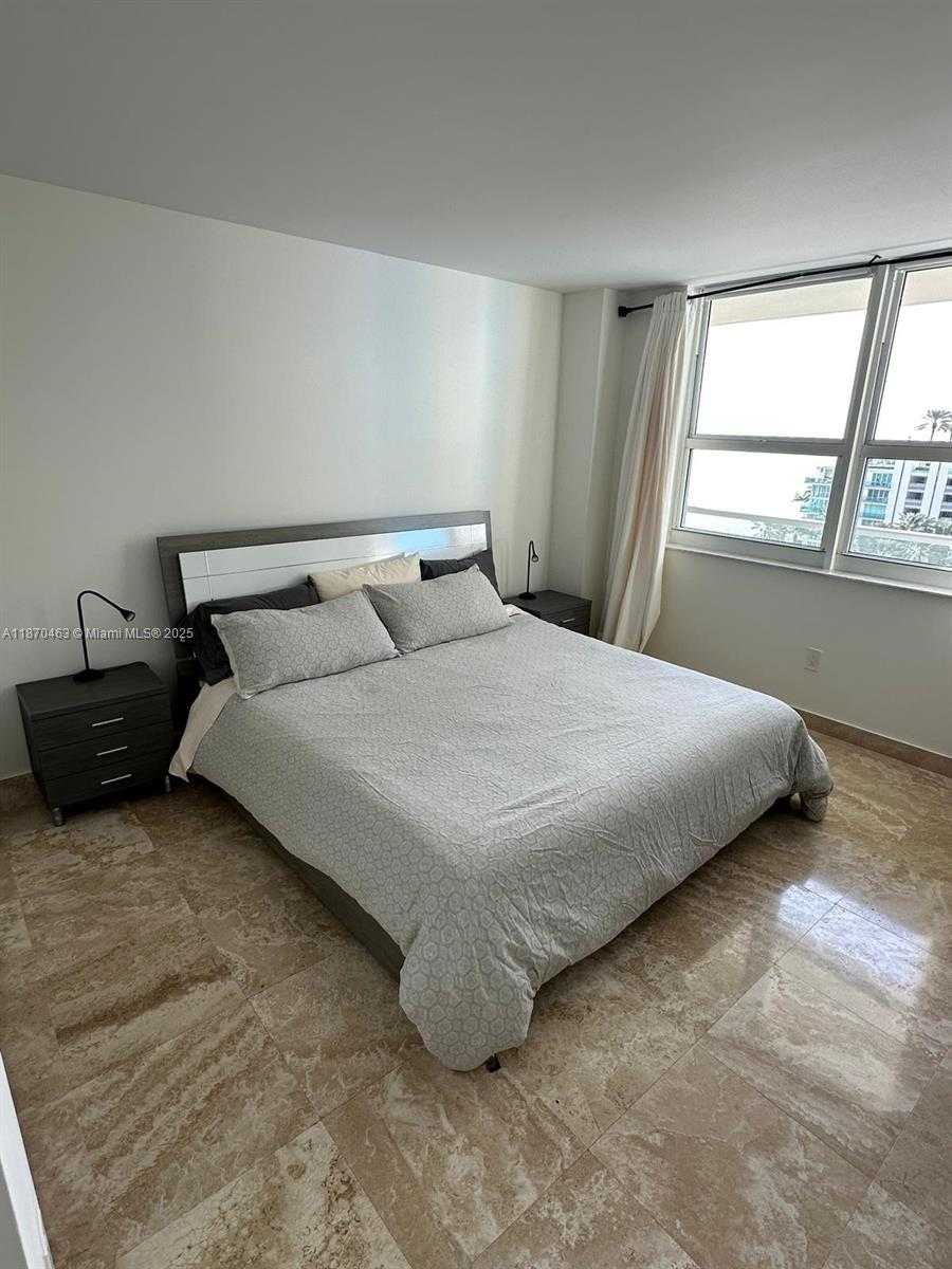 Small Image of 1155 BRICKELL BAY DR #805, Miami Number 17