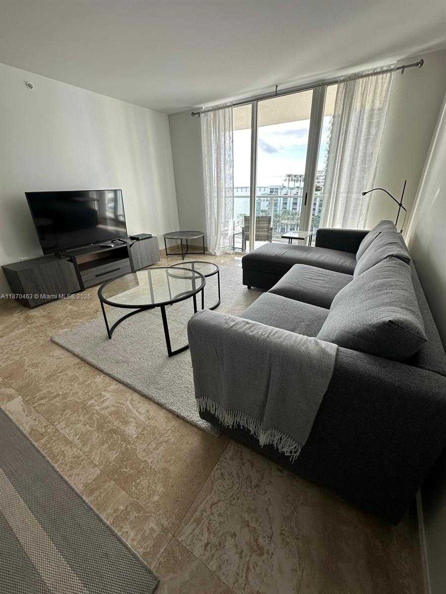 Small Image of 1155 BRICKELL BAY DR #805, Miami Number 20