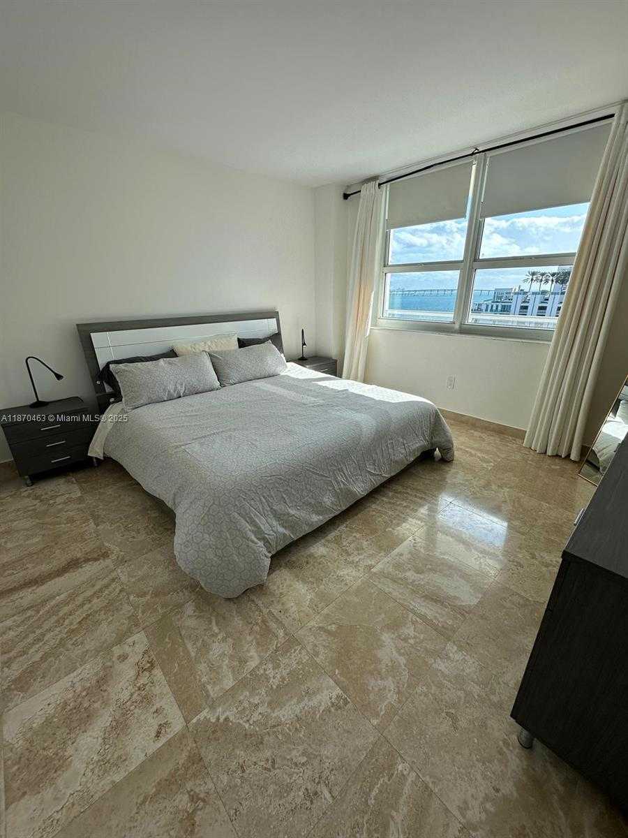 Small Image of 1155 BRICKELL BAY DR #805, Miami Number 25