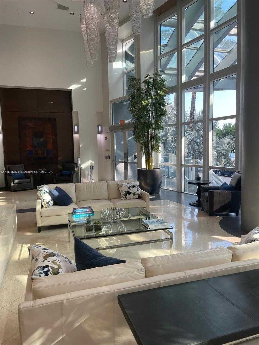 Small Image of 1155 BRICKELL BAY DR #805, Miami Number 6