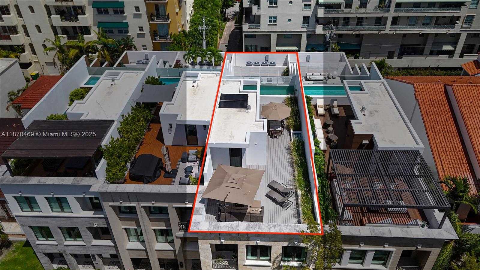 Small Image of 617 ALMERIA AVE, Coral Gables Number 47