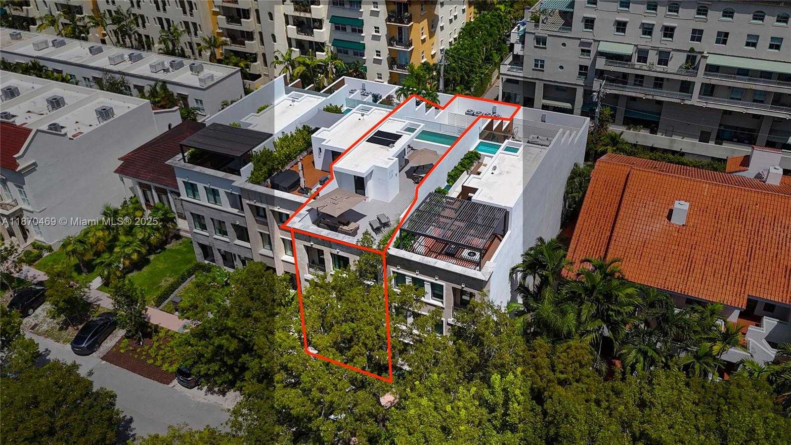 Small Image of 617 ALMERIA AVE, Coral Gables Number 51