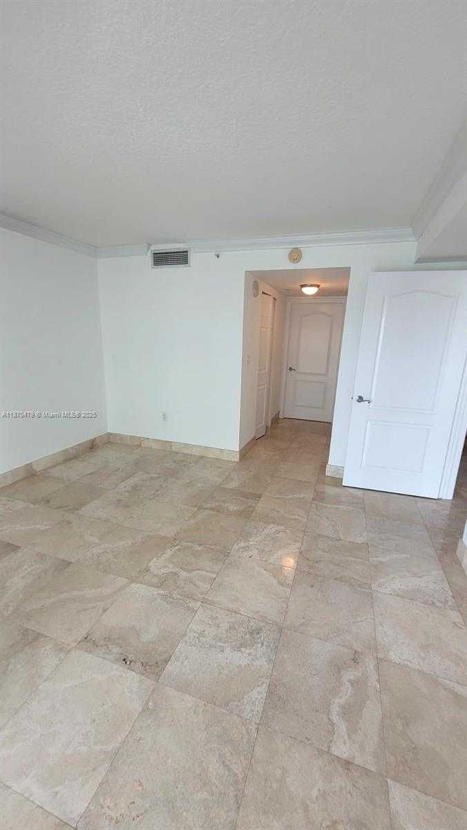 Small Image of 2101 BRICKELL AVE #1109, Miami Number 7