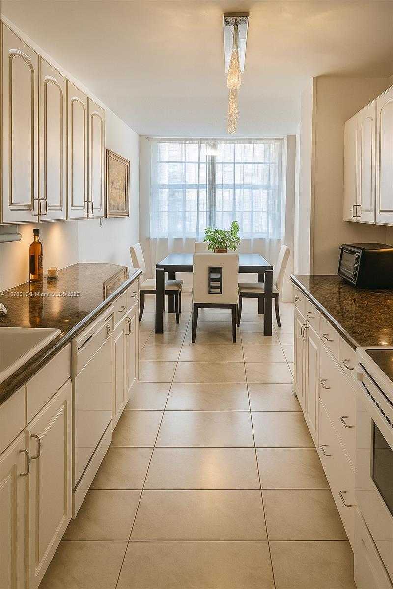 Small Image of 251 174TH ST #515, Sunny Isles Beach Number 3