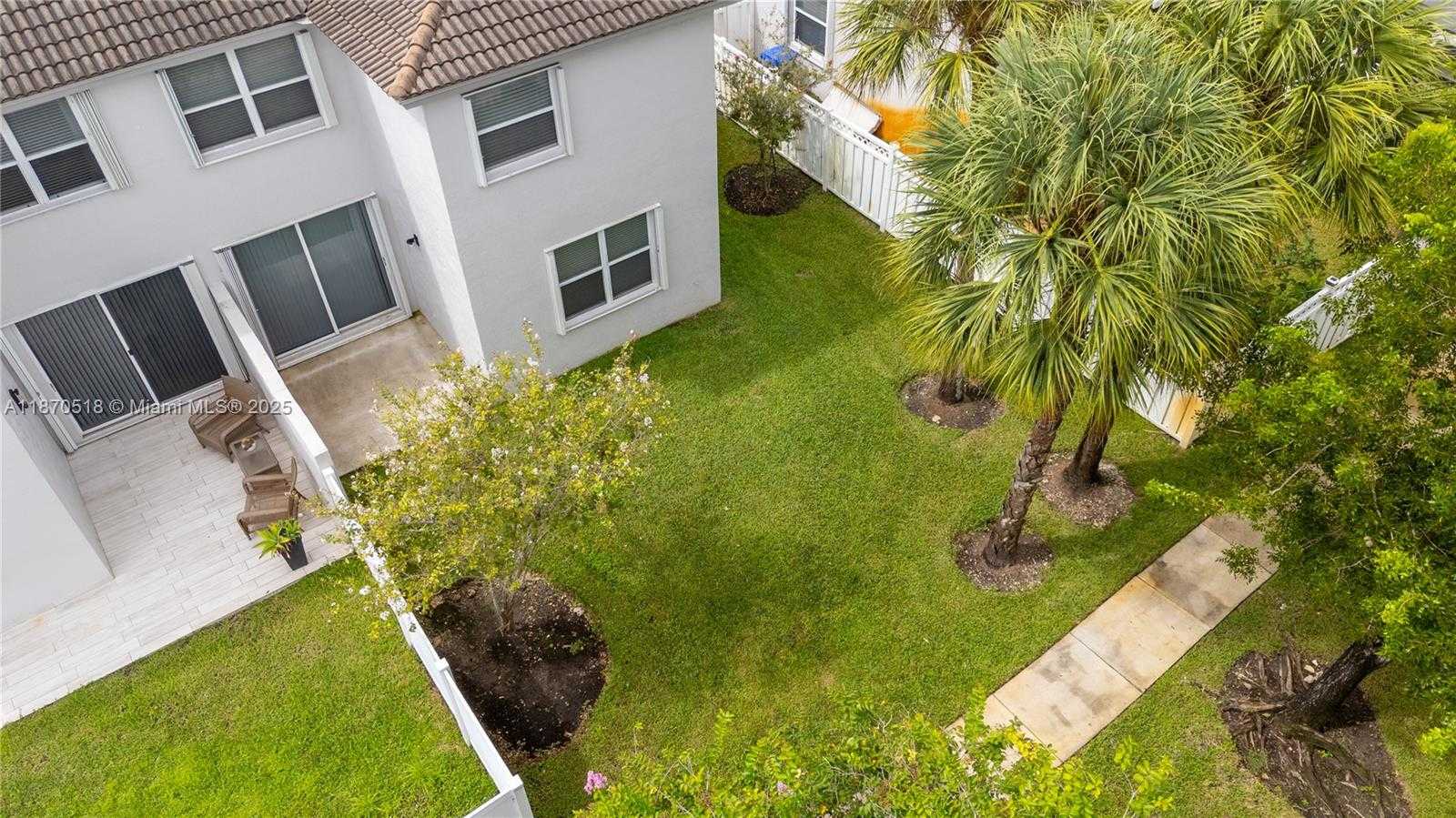Small Image of 16859 SOUTH WEST 1ST MNR, Pembroke Pines Number 40