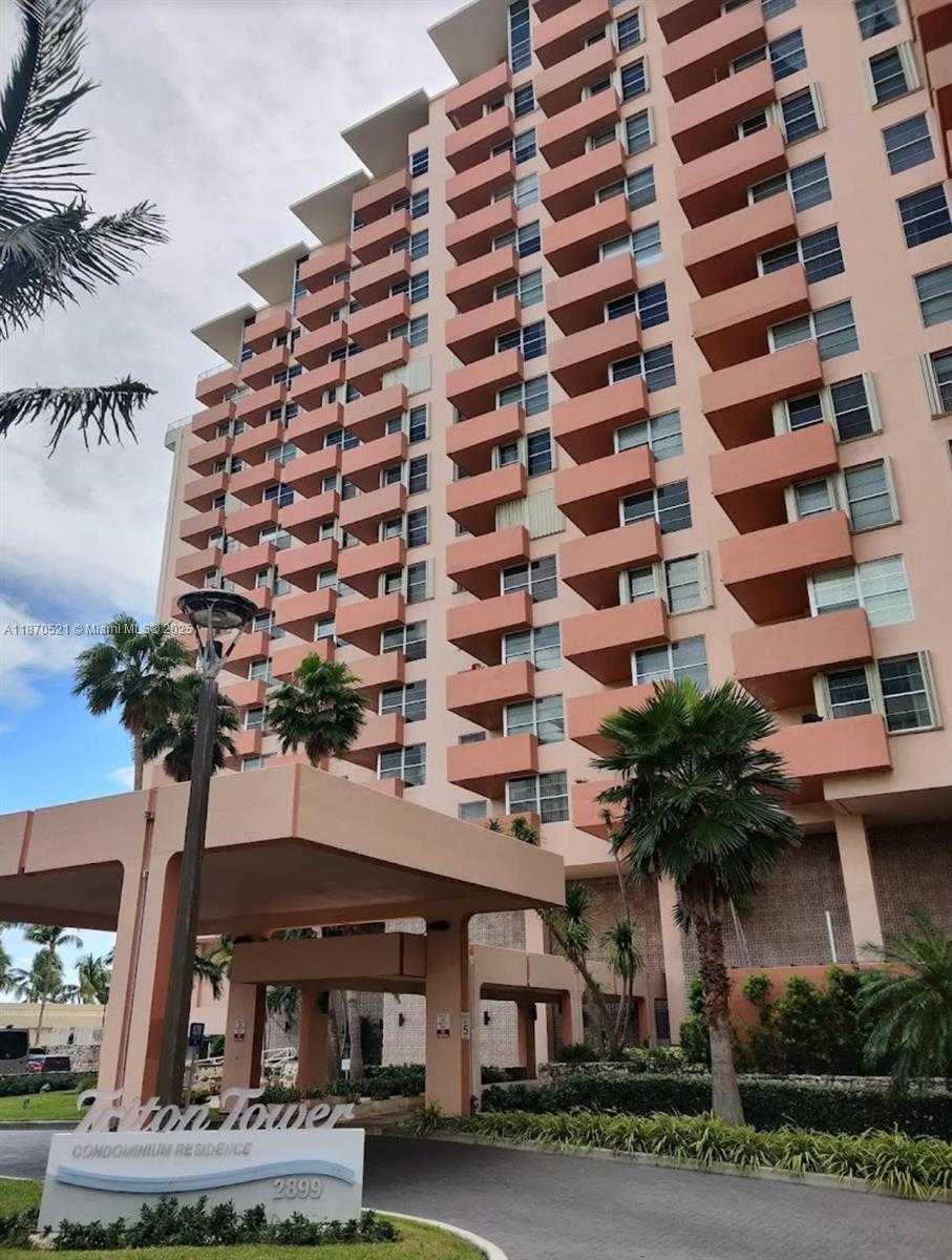 Small Image of 2899 COLLINS AVE #1634, Miami Beach Number 14