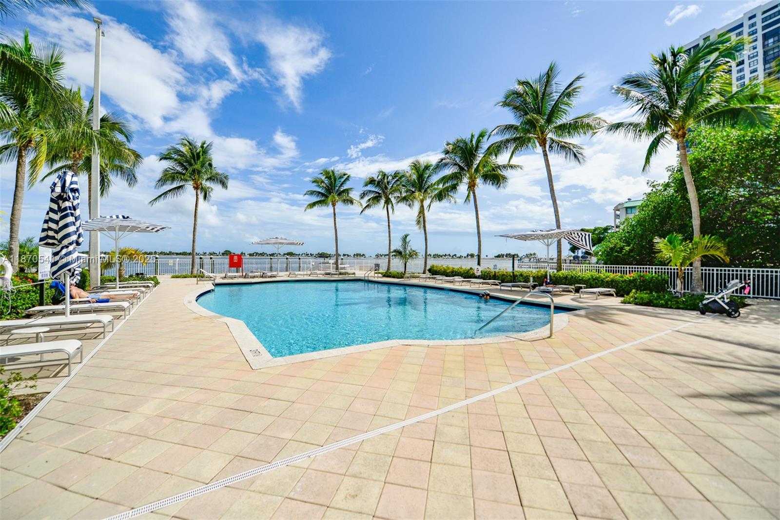 Small Image of 2101 BRICKELL AVE #2009, Miami Number 33