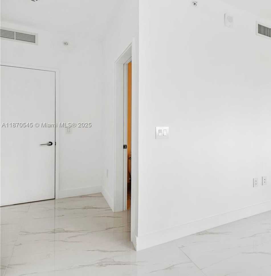 Small Image of 700 NORTH EAST 24TH ST #4102, Miami Number 27