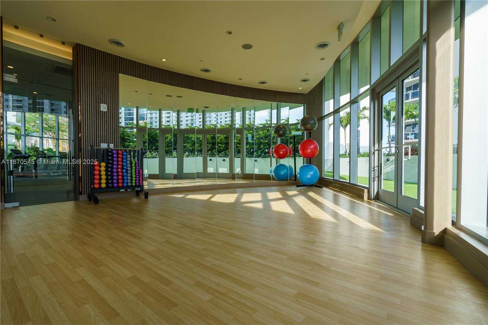 Small Image of 700 NORTH EAST 24TH ST #4102, Miami Number 40
