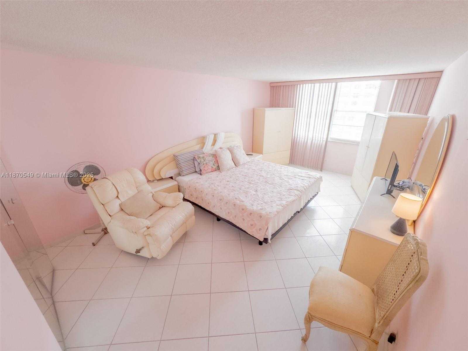 Small Image of 251 174TH ST #1605, Sunny Isles Beach Number 13