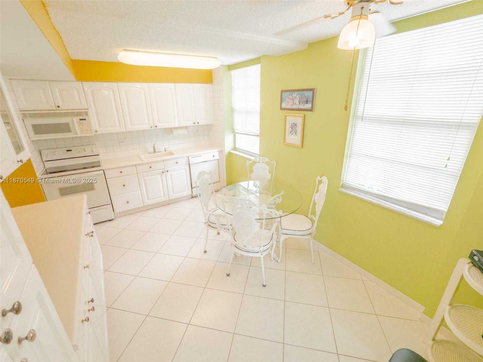 Small Image of 251 174TH ST #1605, Sunny Isles Beach Number 17