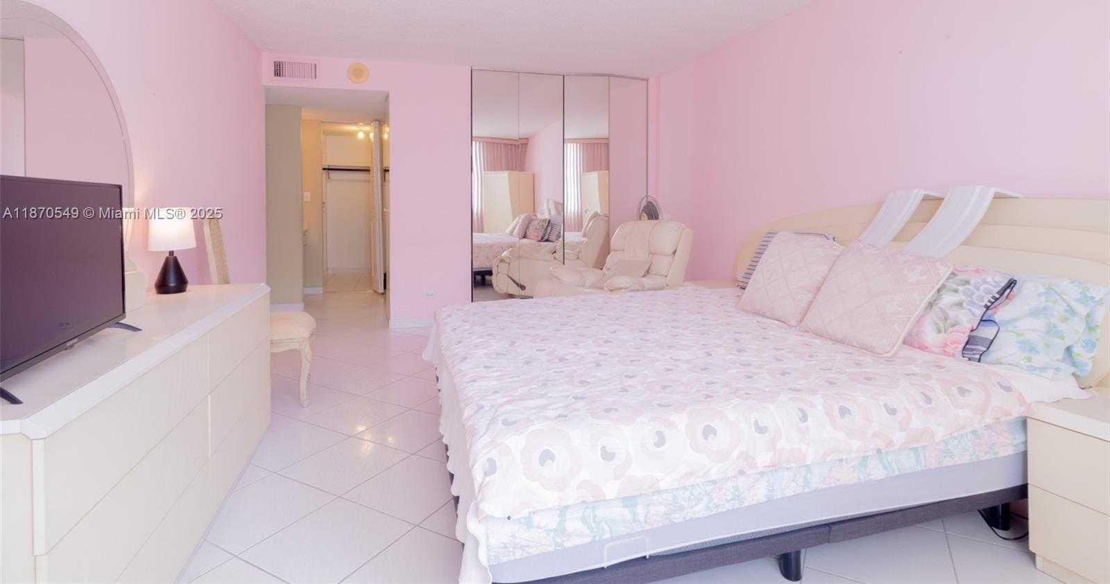 Small Image of 251 174TH ST #1605, Sunny Isles Beach Number 34