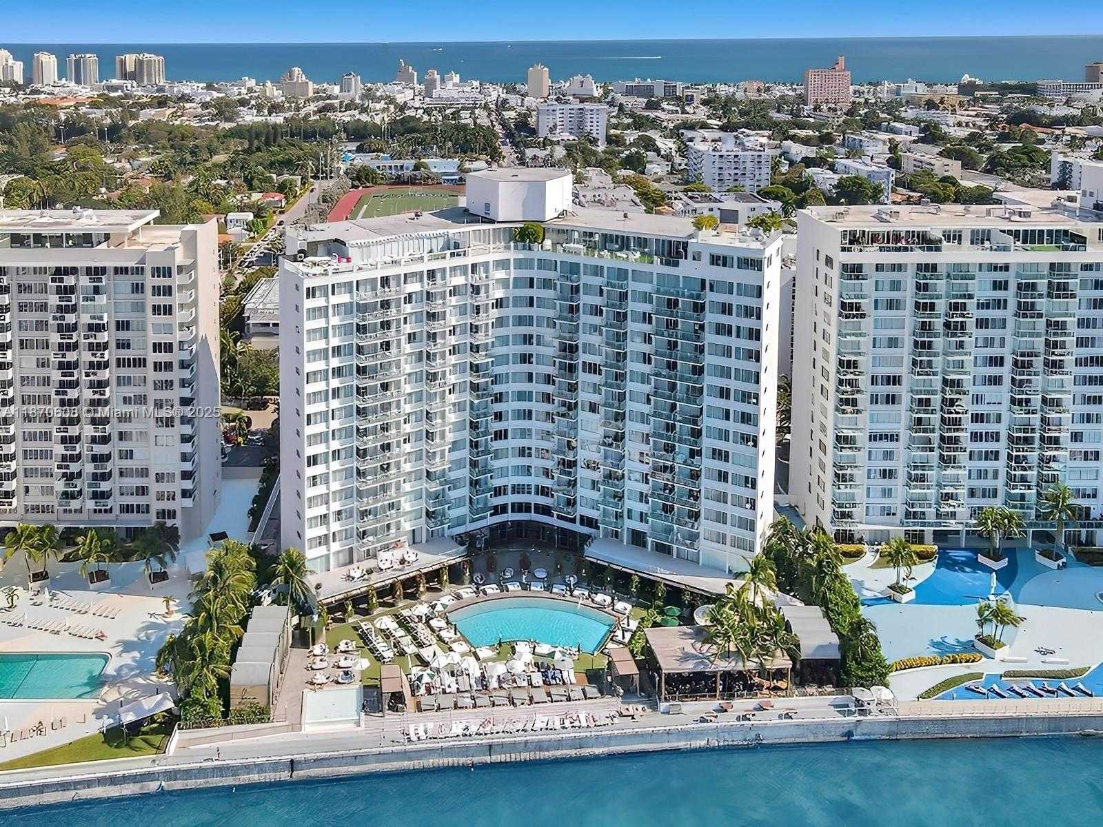 Small Image of 1100 WEST AVE #1024, Miami Beach Number 10
